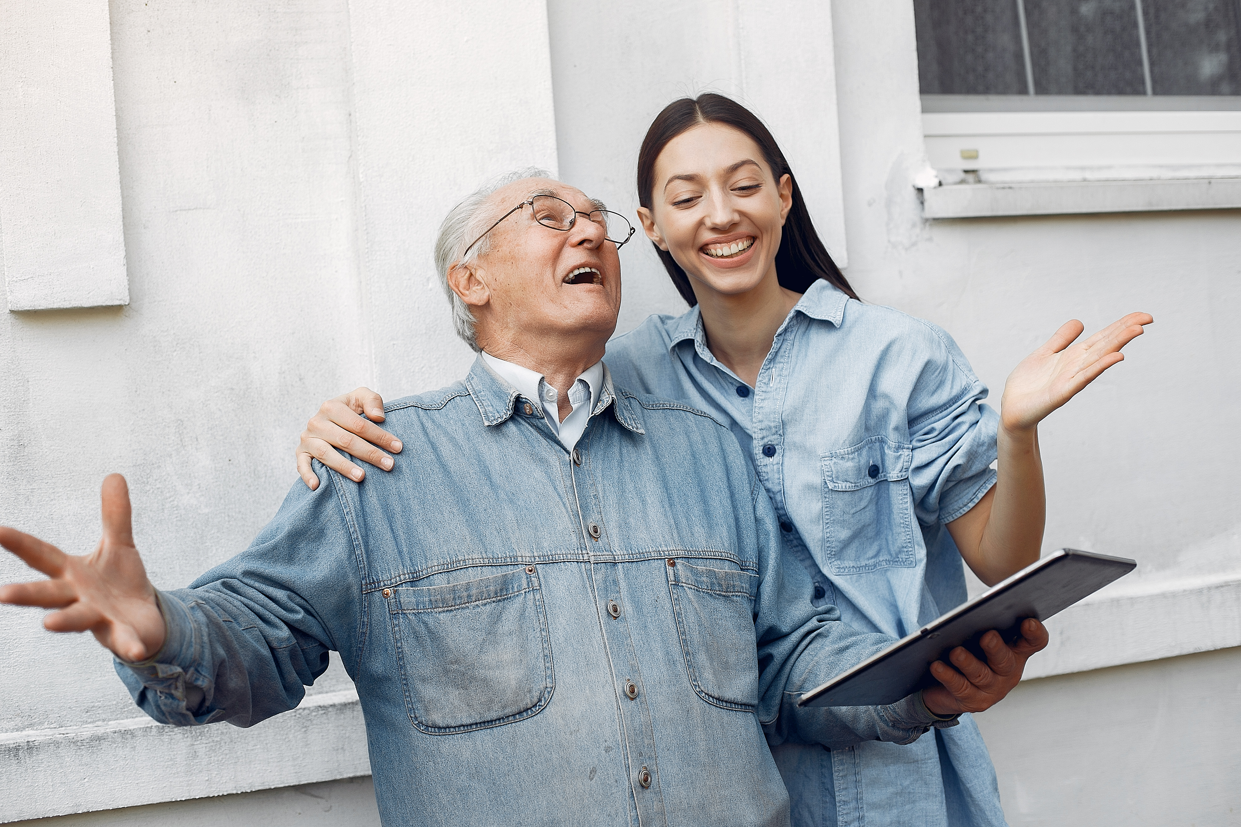 Programmi Intergenerazionali: Ponte tra Generazioni